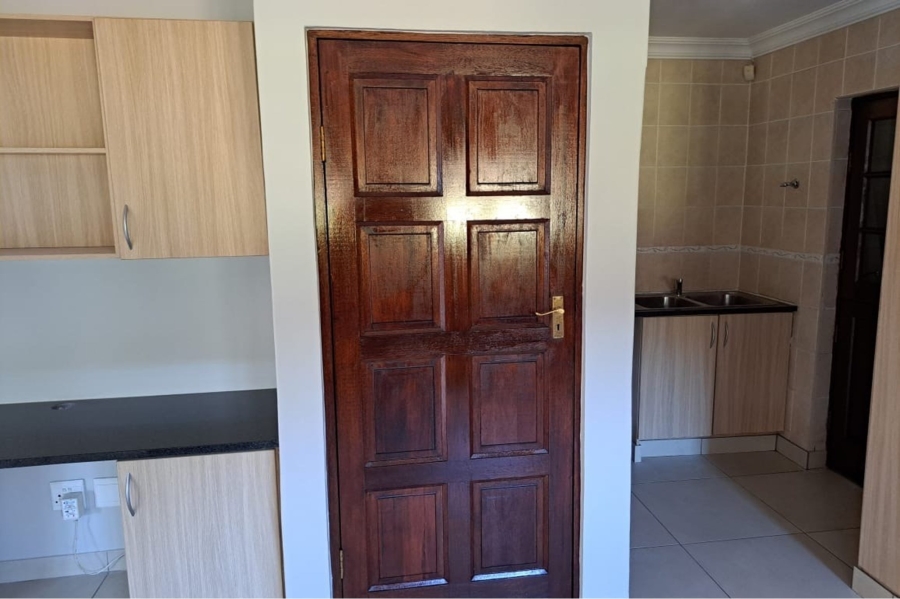 4 Bedroom Property for Sale in Buffelspoort Eco Estate North West